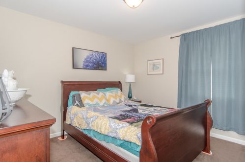 219 Margaret St, Joliet IL 60436-1318 exterior