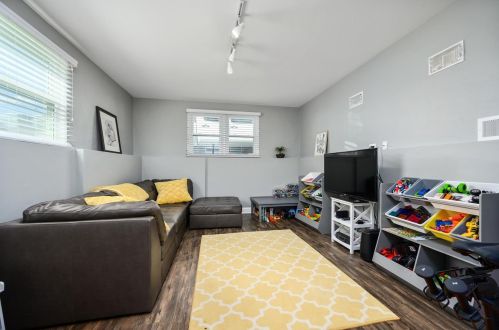 798 Fairfield Ave, Elmhurst IL 60126-3849 exterior