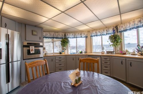 9892 Morning Star Way, Sandy UT 84070-3220 exterior