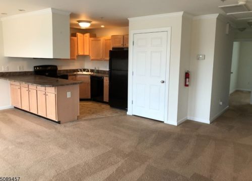 333 Carlisle Ave, Paterson NJ  07501-3389 exterior