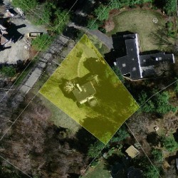 20 Drumlin Rd, Newton MA  02459-2807 aerial view