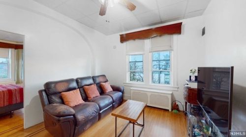 2401 New York Ave, Union City NJ 07087-4515 exterior