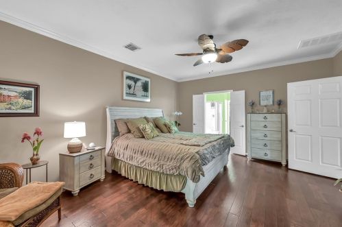 91 Misty Harbor Dr, Montgomery TX 77356-5242 exterior