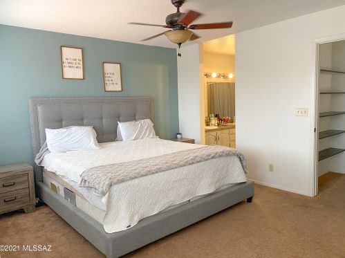 4662 Weathervane St, Tucson AZ 85741-4620 exterior