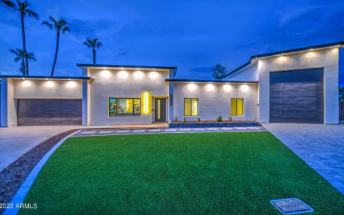 14815 28th St, Phoenix, AZ 85032-4929