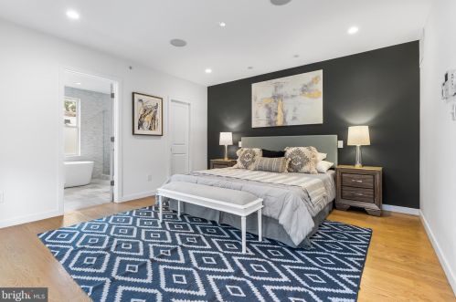 833 Bainbridge St, Philadelphia PA  19147-2009 exterior