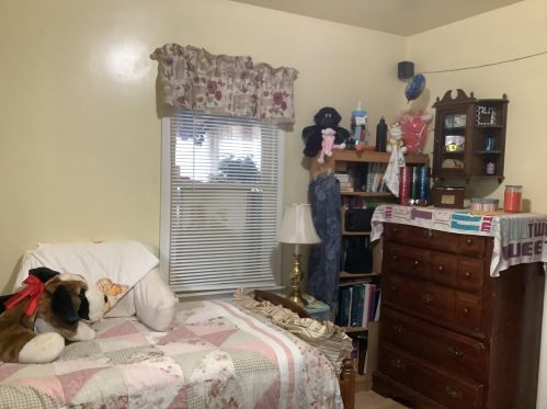 2417 7 St, Meskegon MI 49440-1060 exterior