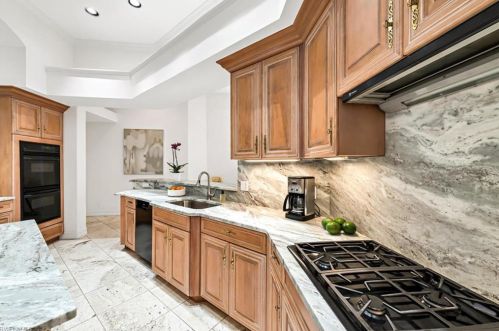 1308 Little Blue Heron Ct, Naples FL 34108-3311 exterior