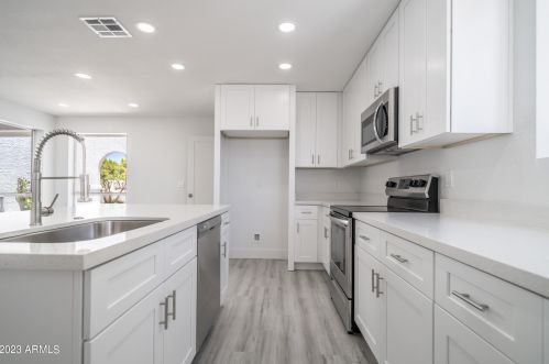 9605 Navajo Pl, Chandler AZ 85248-7119 exterior