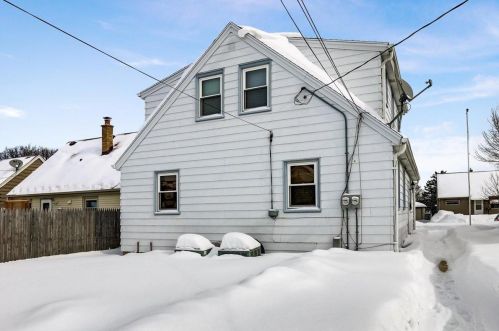 2529 70, Milwaukee WI 53223-2114 exterior