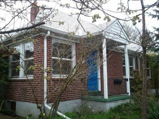 5730 15th Ave, Portland OR  97211-4904 exterior