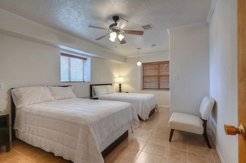 3064 Spg Br Rd, Montgomery TX 77316-2503 exterior