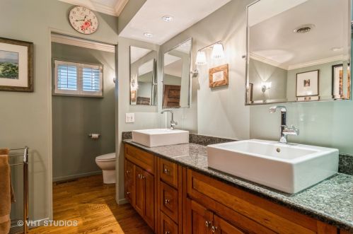 4541 Hermitage Ave, Chicago IL 60609-3811 exterior