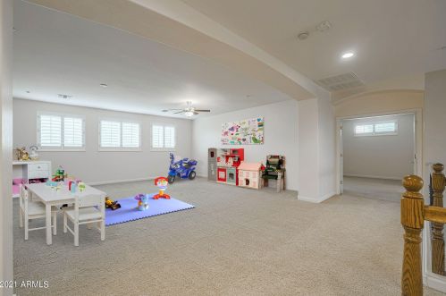 25422 50 Dr, Phoenix AZ 85031-1324 exterior