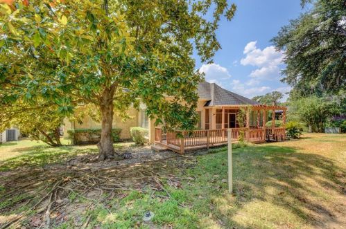 141 April Waters Dr, Montgomery TX 77356-8831 exterior