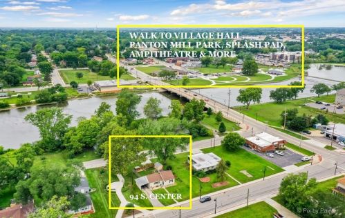 94 Center St, South Elgin, IL 60177-2004