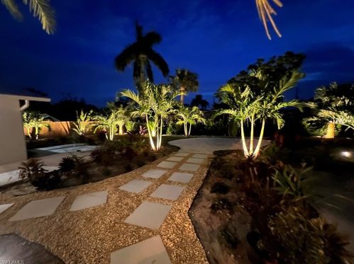 1100 Highlands Dr, Naples FL 34103-2318 exterior