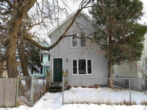 624 7th St, Duluth, MN 55805-1440