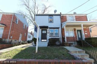 5503 Bass Pl, Washington, DC 20019-6381