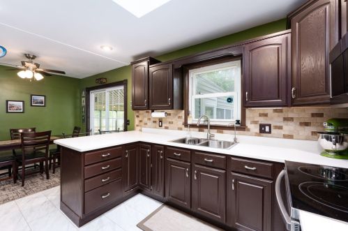 127 Melody Ave, Kalamazoo MI 49002-6219 exterior