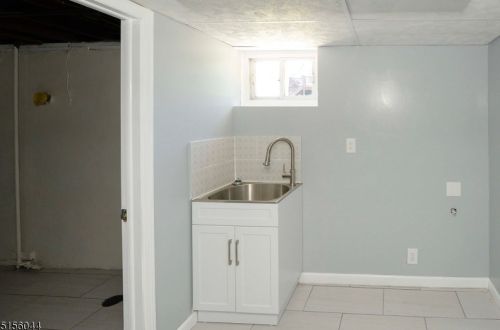 128 Kingston Ave, Paterson NJ  07506-1248 exterior