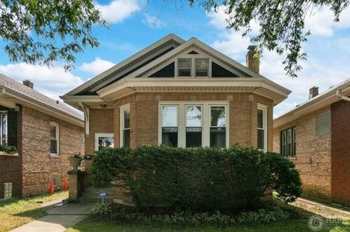 6121 Newport Ave, Chicago, IL 60634-4142