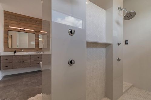 1249 Rordon Ave, Naples FL 34103-4518 exterior