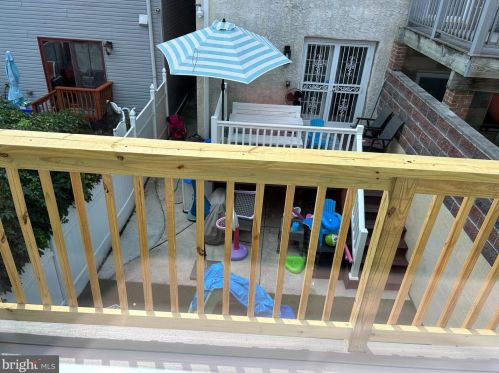 1312 American St, Philadelphia PA  19147-6002 exterior