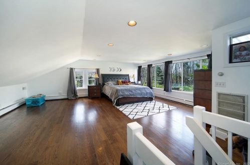 148 Norwalk Rd, Norwalk CT 06850-4406 exterior