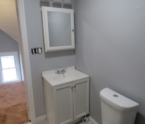 615 Sumner Ave, Springfield MA 01108-2437 exterior