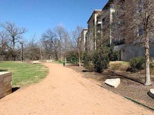 1900 Barton Springs Rd, Austin TX 78704-1559 exterior