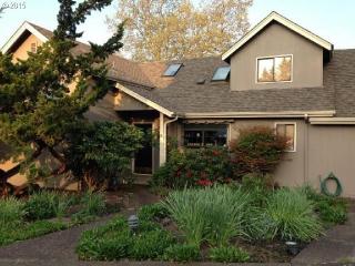 2665 Fillmore St, Eugene OR  97405-1956 exterior