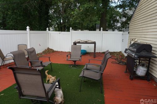 1610 Oak Tree Rd, Iselin NJ 08830-1540 exterior