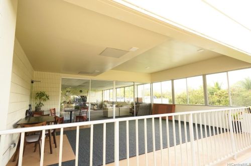 1160 Ala Napunani St, Honolulu HI 96818-1622 exterior