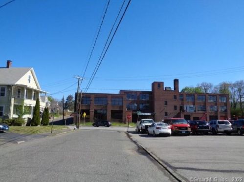 85 Brightwood Ave, Torrington CT 06790-5010 exterior