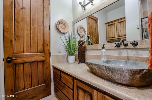 37025 33rd Ave, Phoenix AZ  85086-8740 exterior