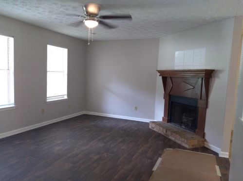 2003 Laboon Cir, Atlanta GA  30349-5246 exterior