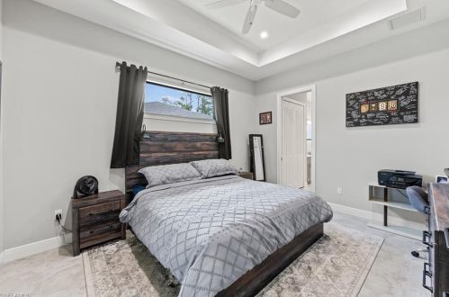 2642 18 Ave, Naples FL 34117-4524 exterior