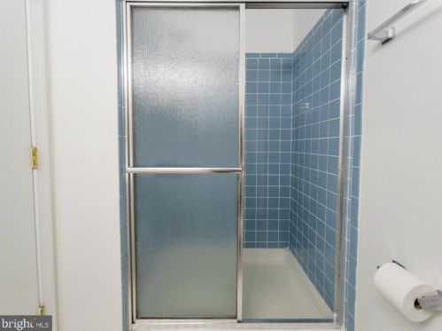 12646 English Orch Ct, Silver Spring MD 20906-3402 exterior