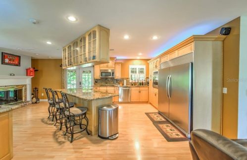 8919 Arrawana Ave, Tampa FL 33614-1810 exterior