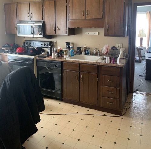 5 Carlstad St, Worcester MA 01607-1508 exterior