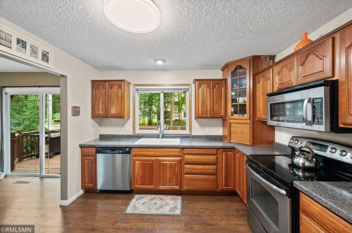 583 Burlington Rd, Saint Paul MN  55119-5322 exterior