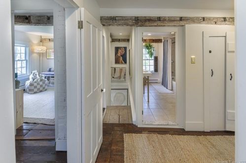 20 Blackman Rd, Ridgefield CT  06877-4204 exterior