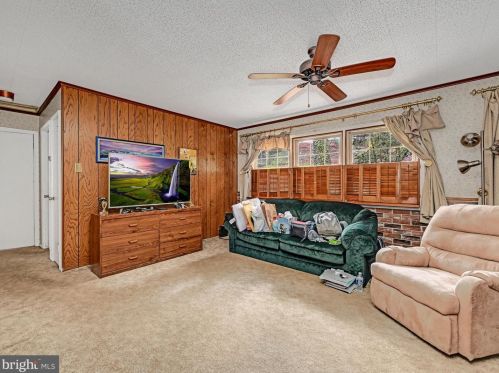 127 Forest Rd, Primrose PA  17901-4011 exterior