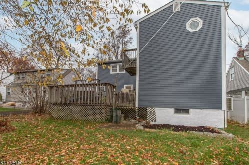 992 Milton Blvd, Rahway NJ 07065-1721 exterior