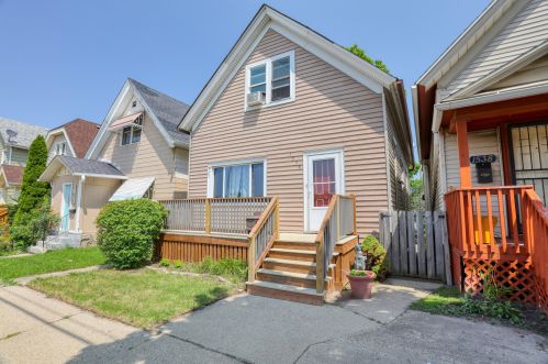 1534 4th St, Milwaukee, WI 53204-2961