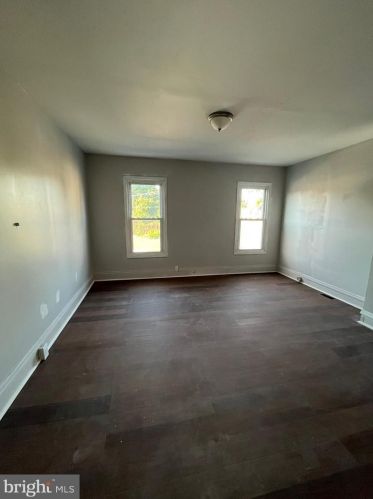 321 Hanover St, Trenton NJ exterior