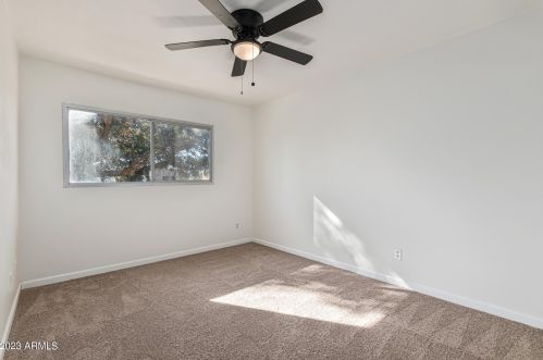 4665 21st Ave, Phoenix AZ  85015-4139 exterior