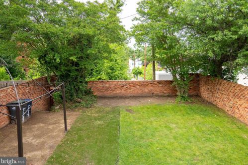 4832 Jay St, Washington DC 20019-7050 exterior