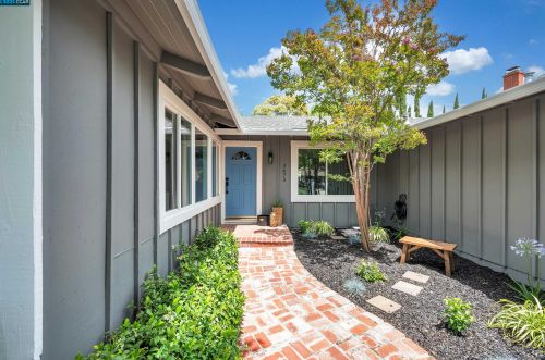 3475 Torino Ct, Concord, CA 94518-2235
